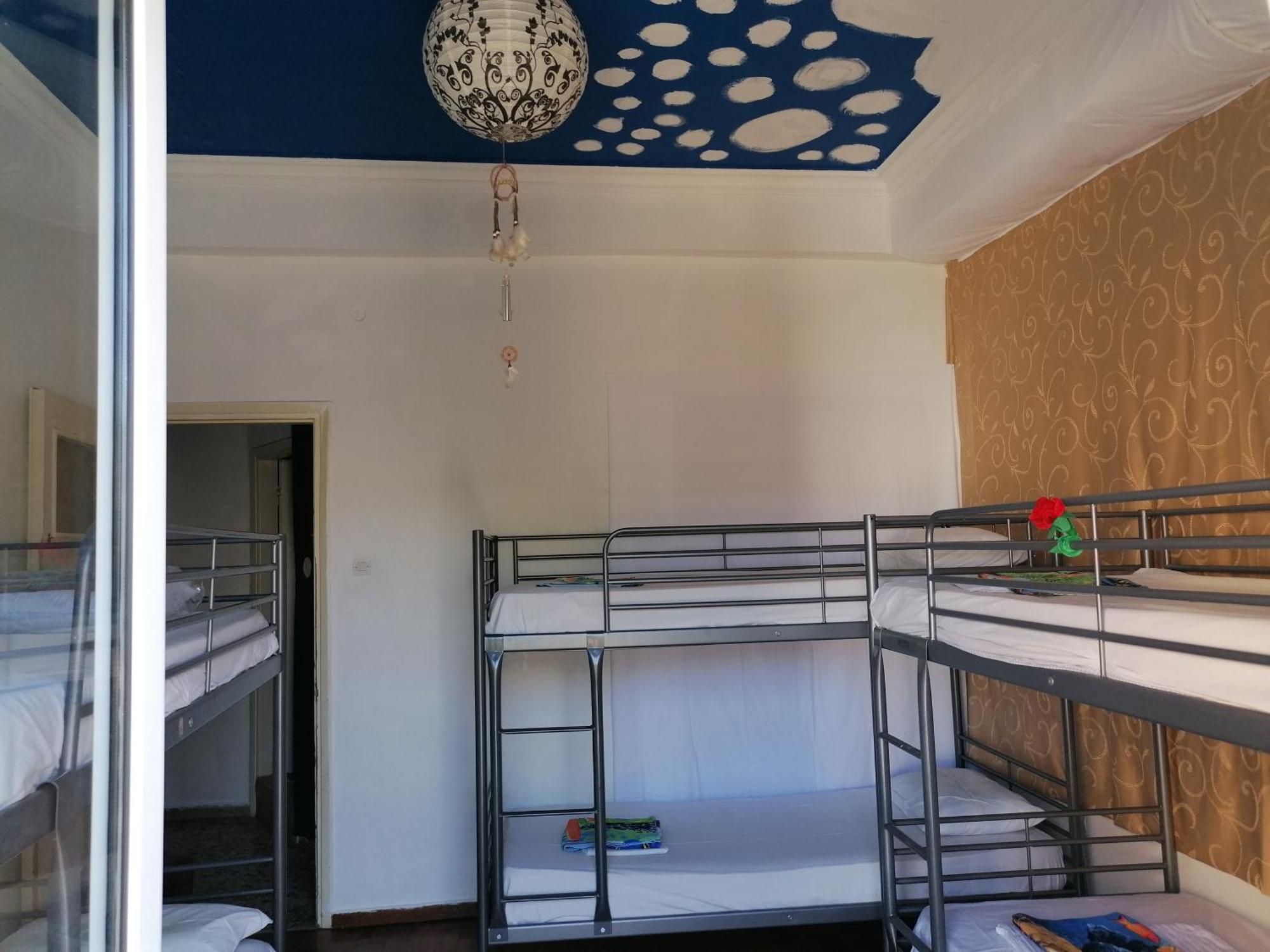 Thissio Room In The Apartmen Share Atina Dış mekan fotoğraf