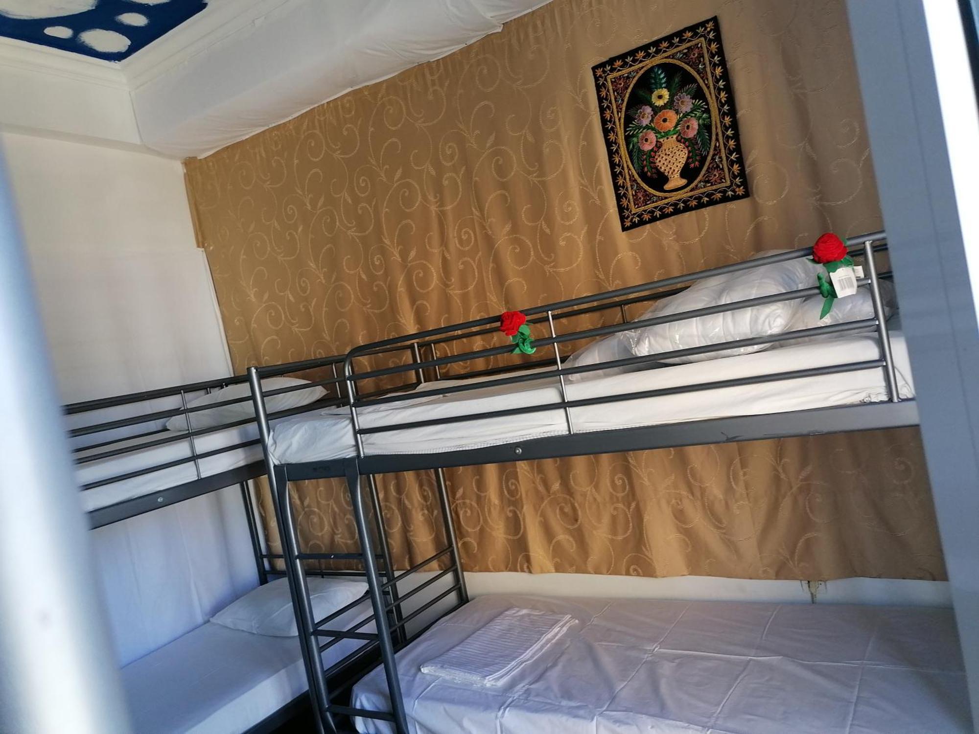 Thissio Room In The Apartmen Share Atina Dış mekan fotoğraf
